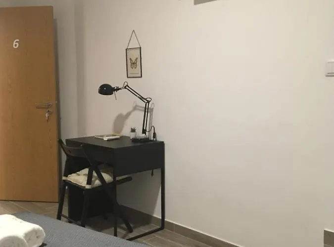 Barao بيت ضيافة فوزيلا